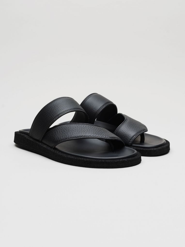 LEATHER TOE-POST SANDALS